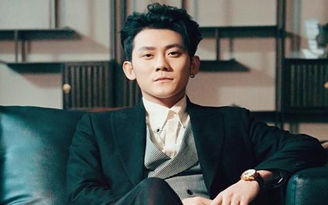 护国圣尊封面图