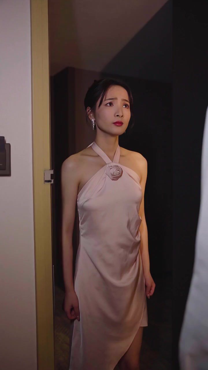 裴总，夫人说她不需要两个老公封面图