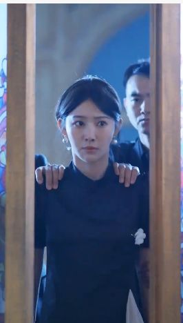 离婚后我成了亿万女王封面图