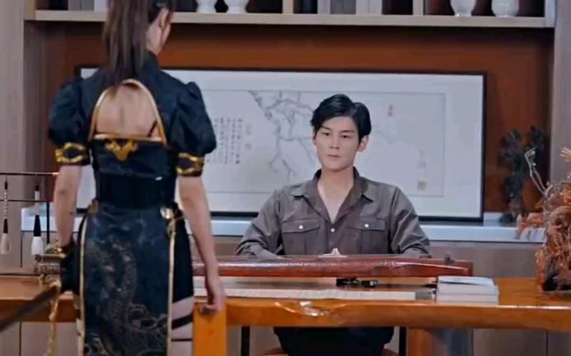 无上神座封面图