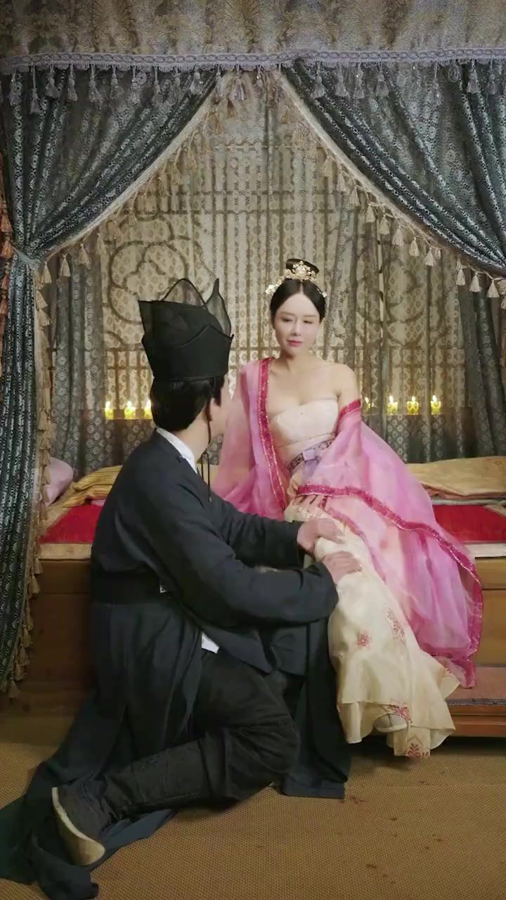 混在后宫当太监封面图