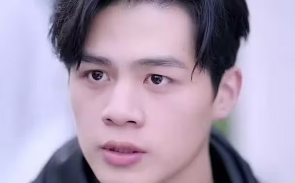 猛龙过江封面图